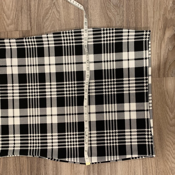 Dress - Picture 4 of 5